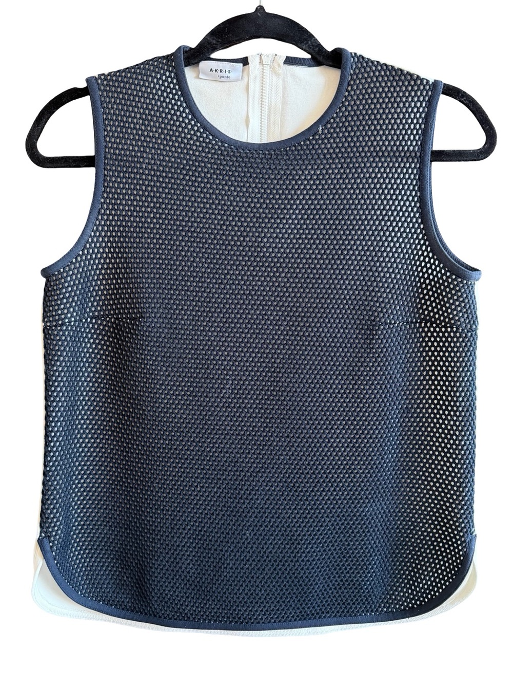 Akris Punto Navy Textured Sleeveless Shell Top